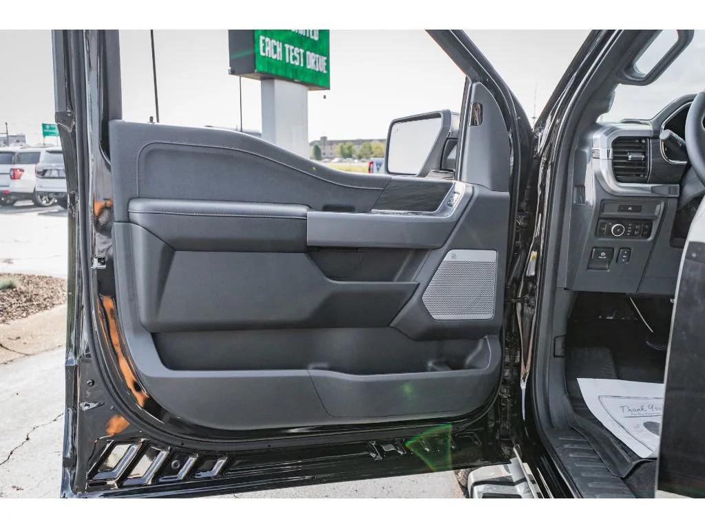 FORD F-150 LARIAT - 6