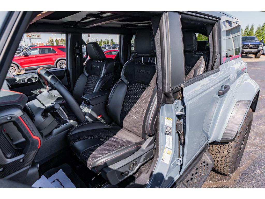 FORD BRONCO RAPTOR - 7