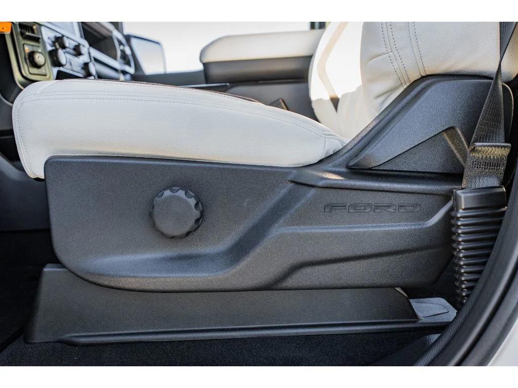 FORD F-150 STX - 9