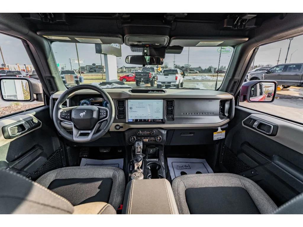 FORD BRONCO BIG BEND - 9