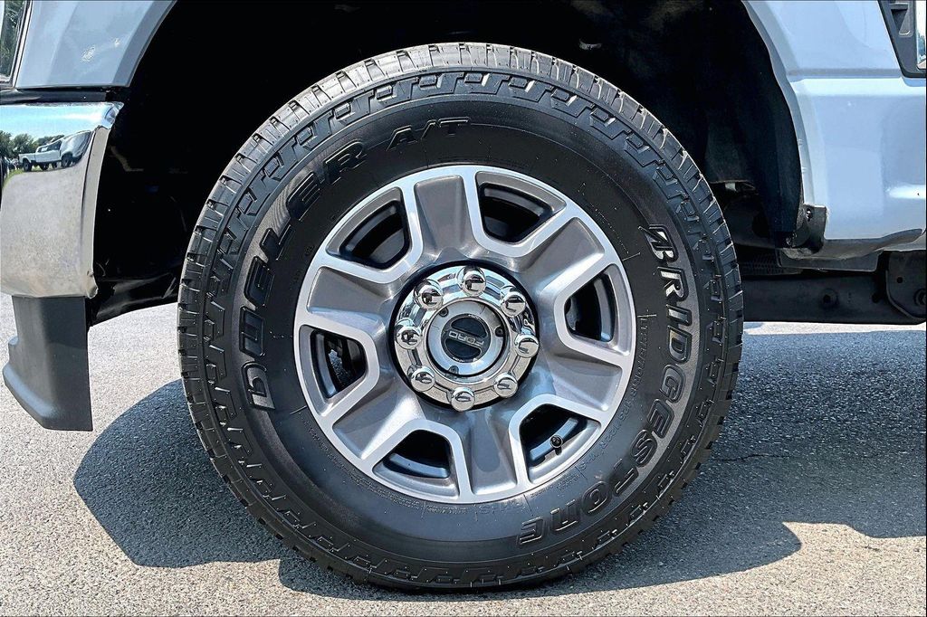 صورة مصغرة 36 لـ 2024 FORD F-250 LARIAT