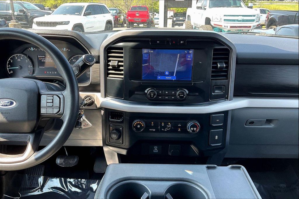 صورة مصغرة 13 لـ 2023 FORD F-150 XLT