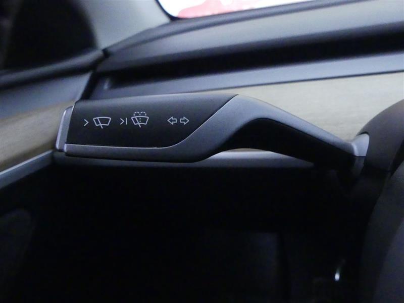 صورة مصغرة 17 لـ 2023 Tesla MODEL Y LONG RANGE DUAL MOTOR ALL-WHEEL DRIVE