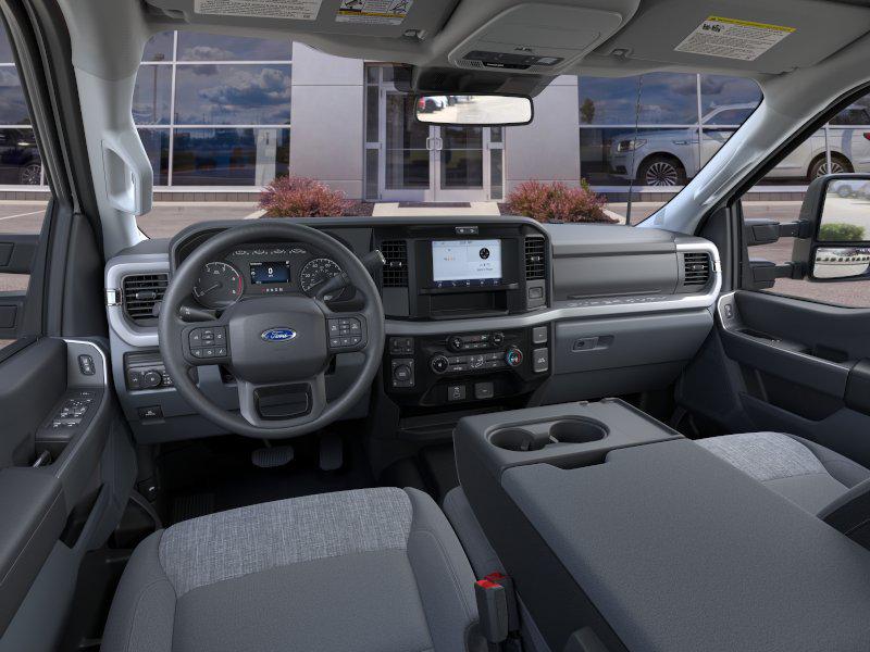 2026 FORD F-350 XLT 缩略图 9