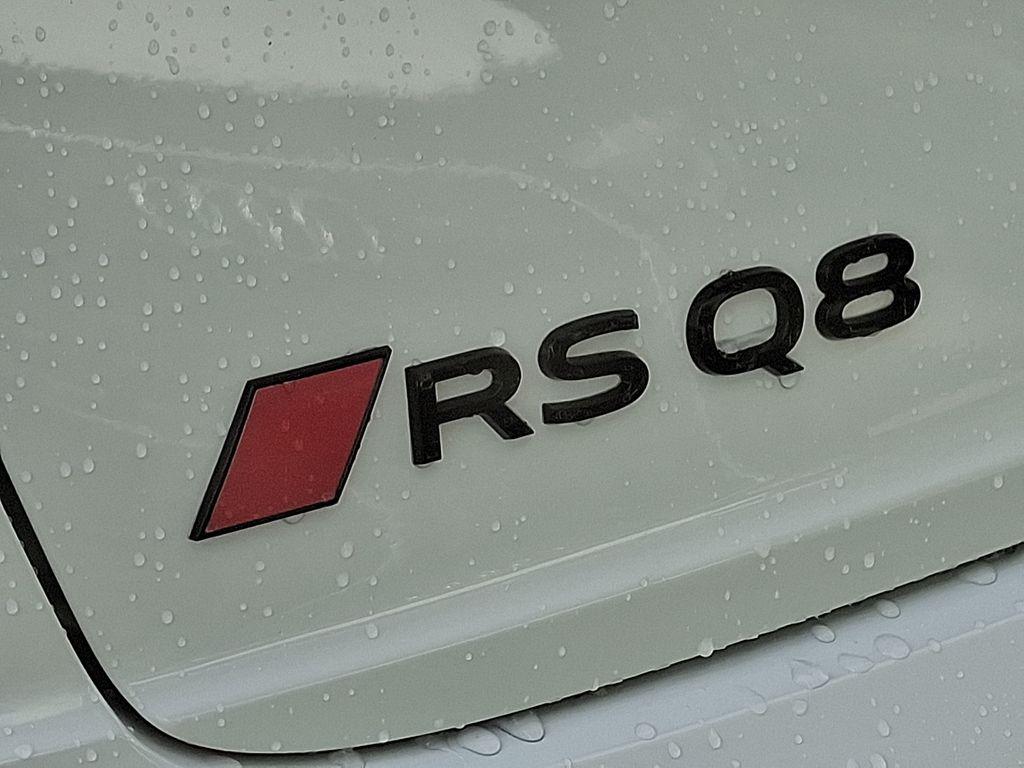 2026 AUDI RS Q8 4.0T 缩略图 22
