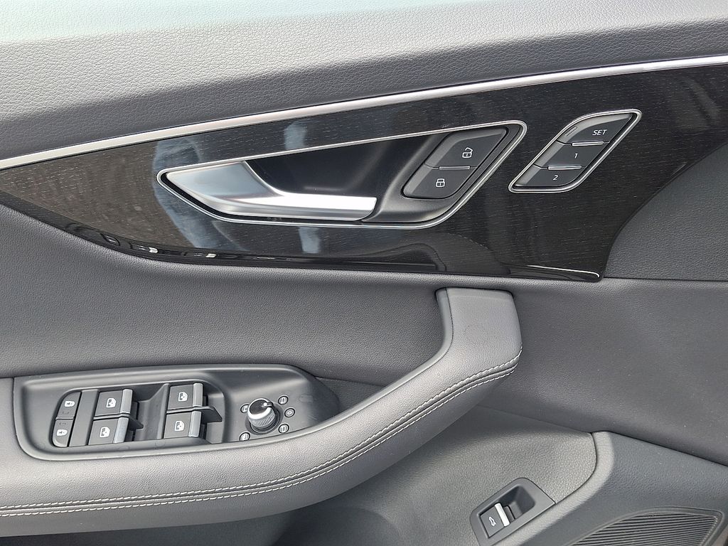 2025 AUDI Q7 55 PREMIUM PLUS thumbnail 12