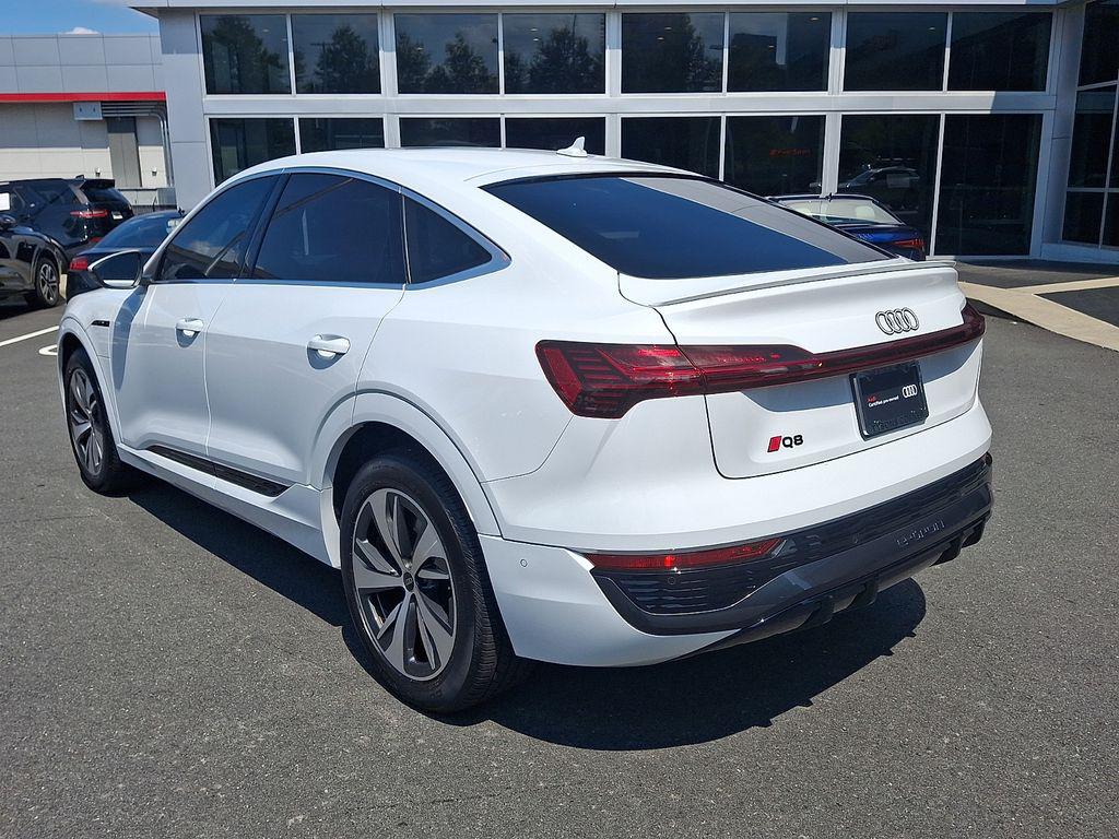 صورة 6 لـ 2024 AUDI Q8 E-TRON PRESTIGE