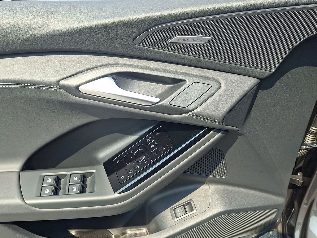 2025 AUDI Q6 E-TRON PREMIUM PLUS QUATTRO 缩略图 12