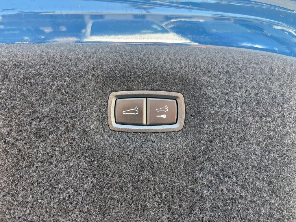 2023 Porsche TAYCAN BASE 缩略图 13