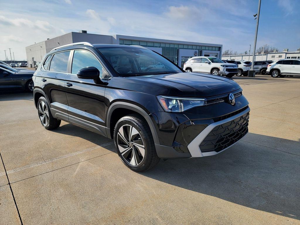 New 2026 Volkswagen Taos 1.5T SE