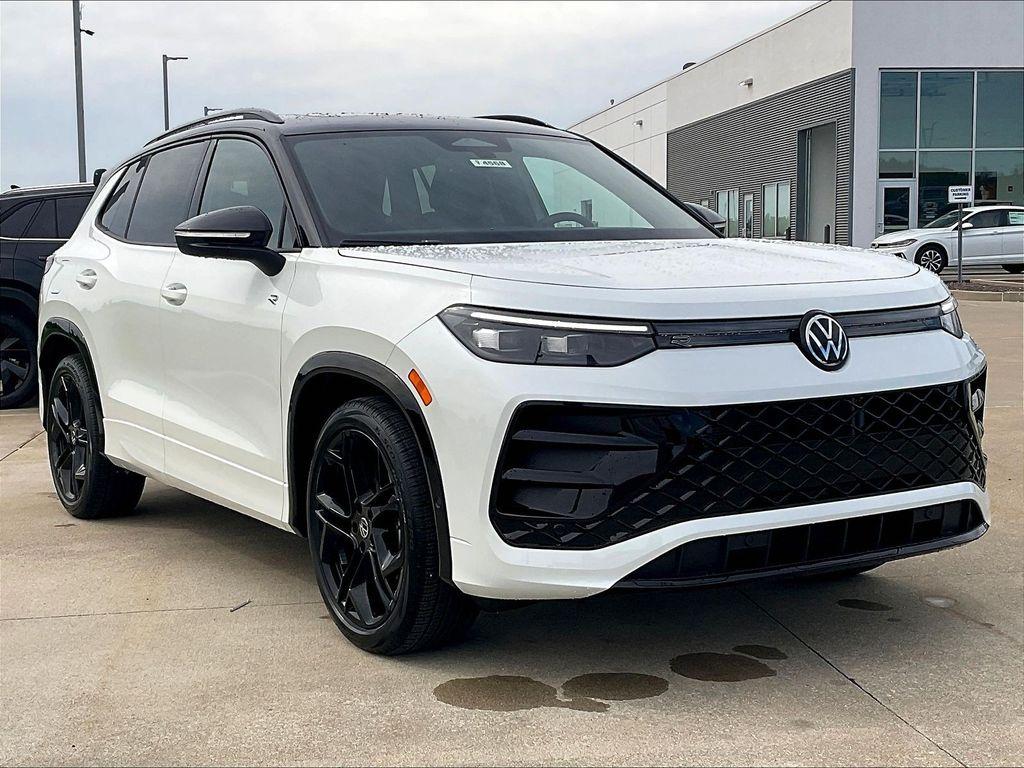 New 2026 Volkswagen Tiguan 2.0T SE R-Line Black