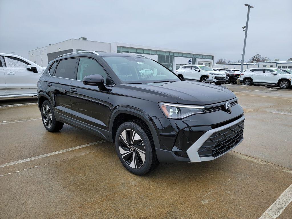 New 2026 Volkswagen Taos 1.5T SE