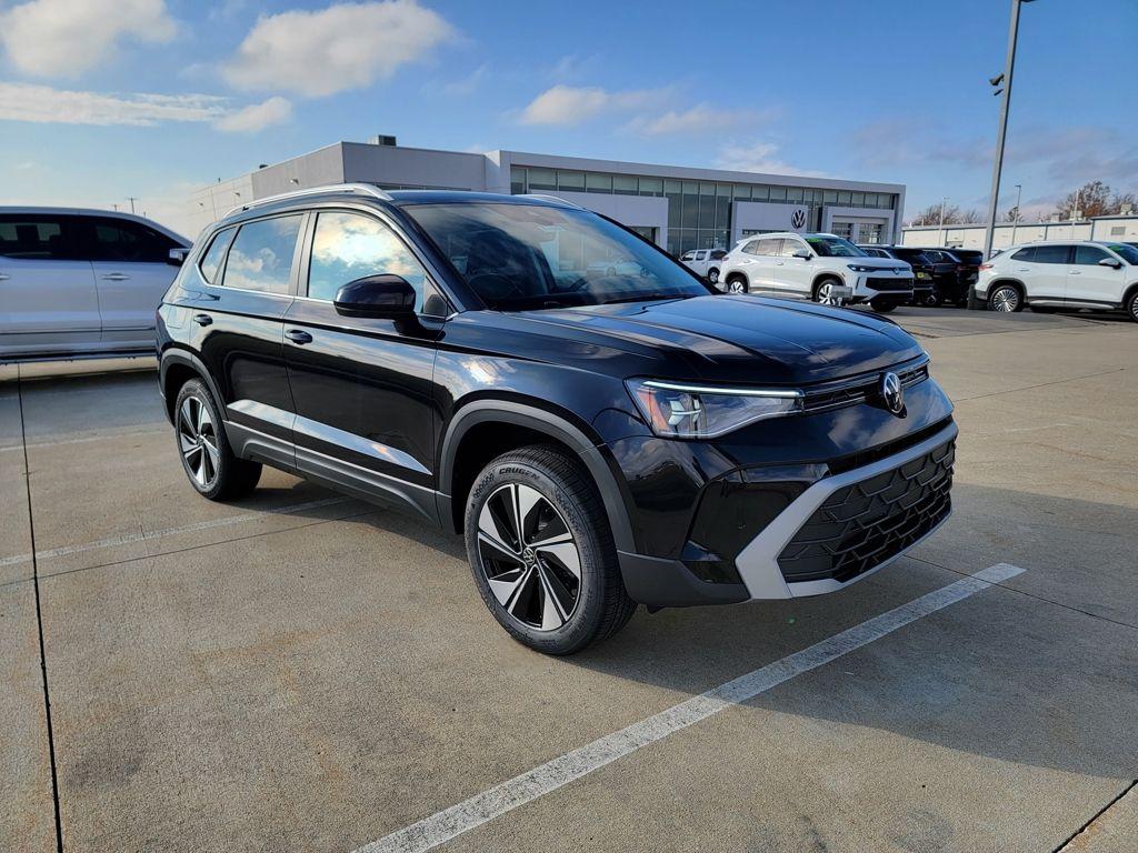 New 2026 Volkswagen Taos 1.5T SE