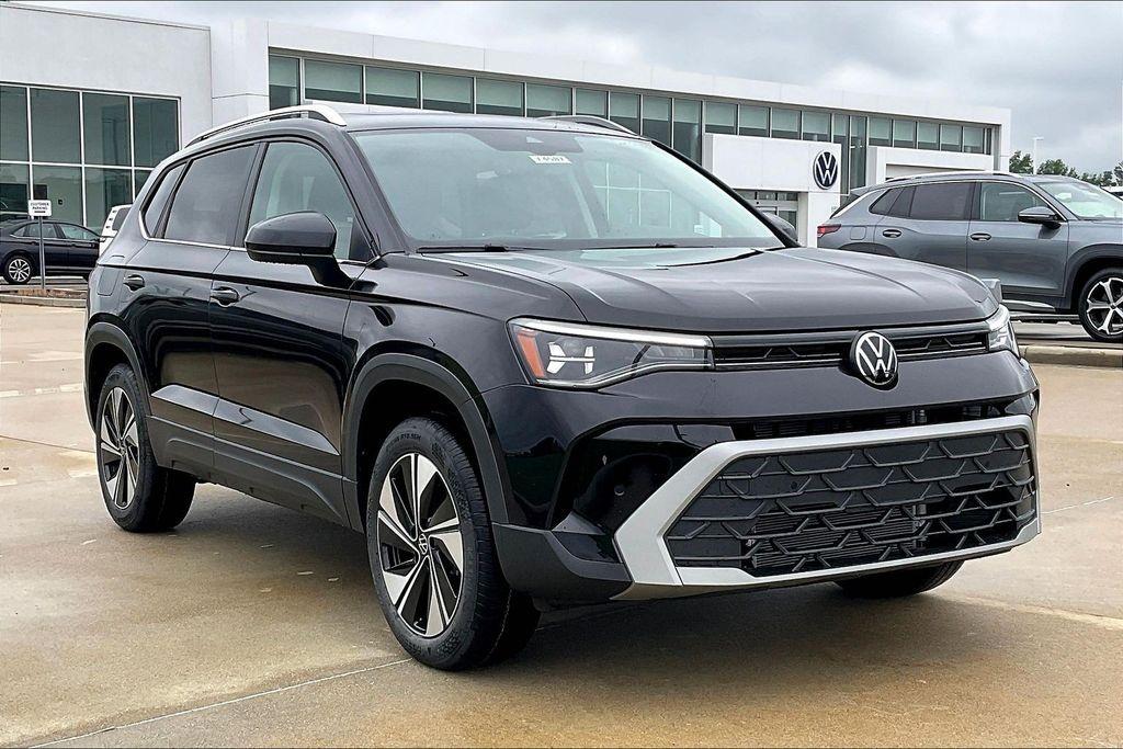 New 2026 Volkswagen Taos 1.5T SE