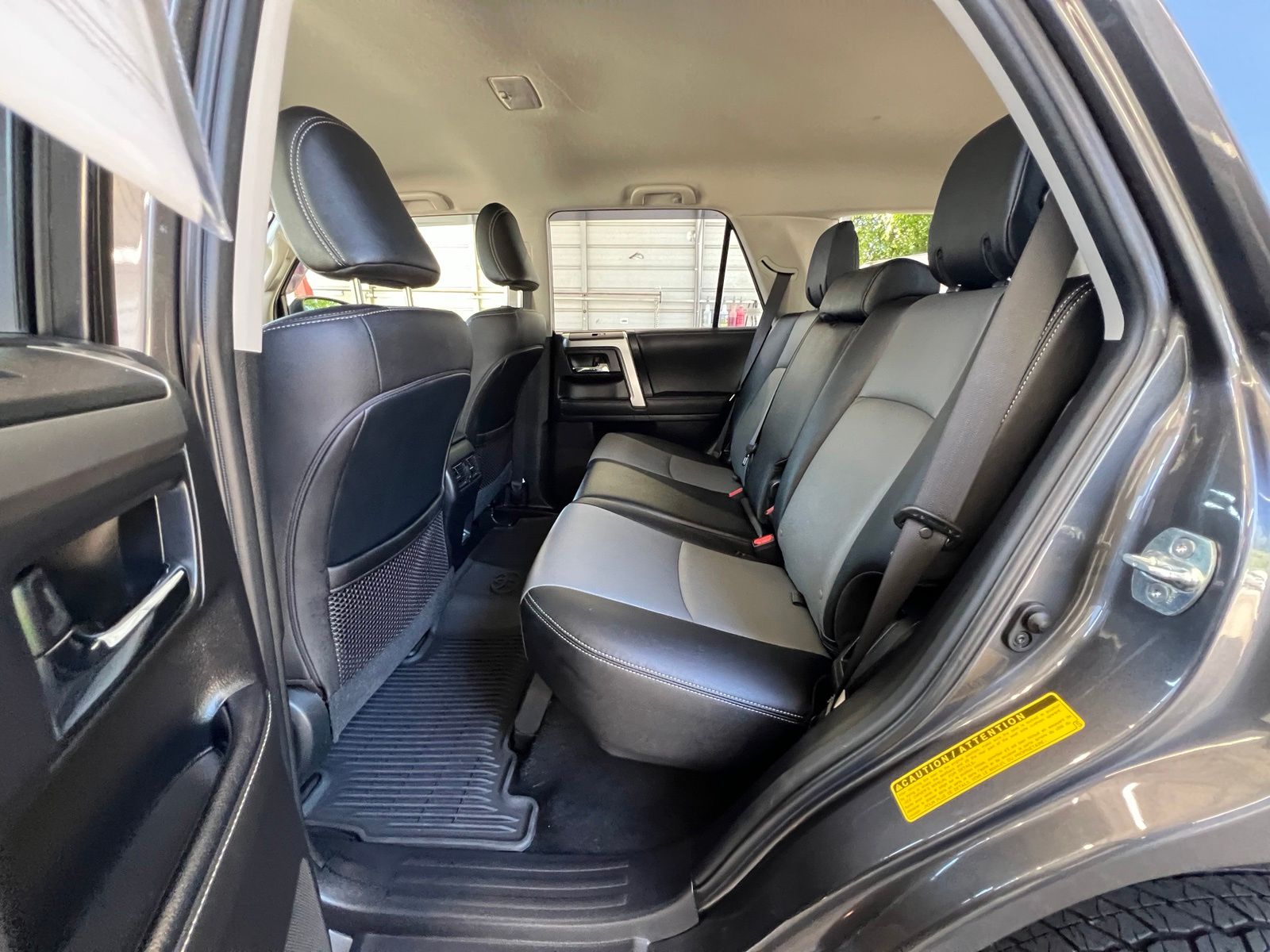 2023 Toyota 4RUNNER SR5 PREMIUM — миниатюра 18