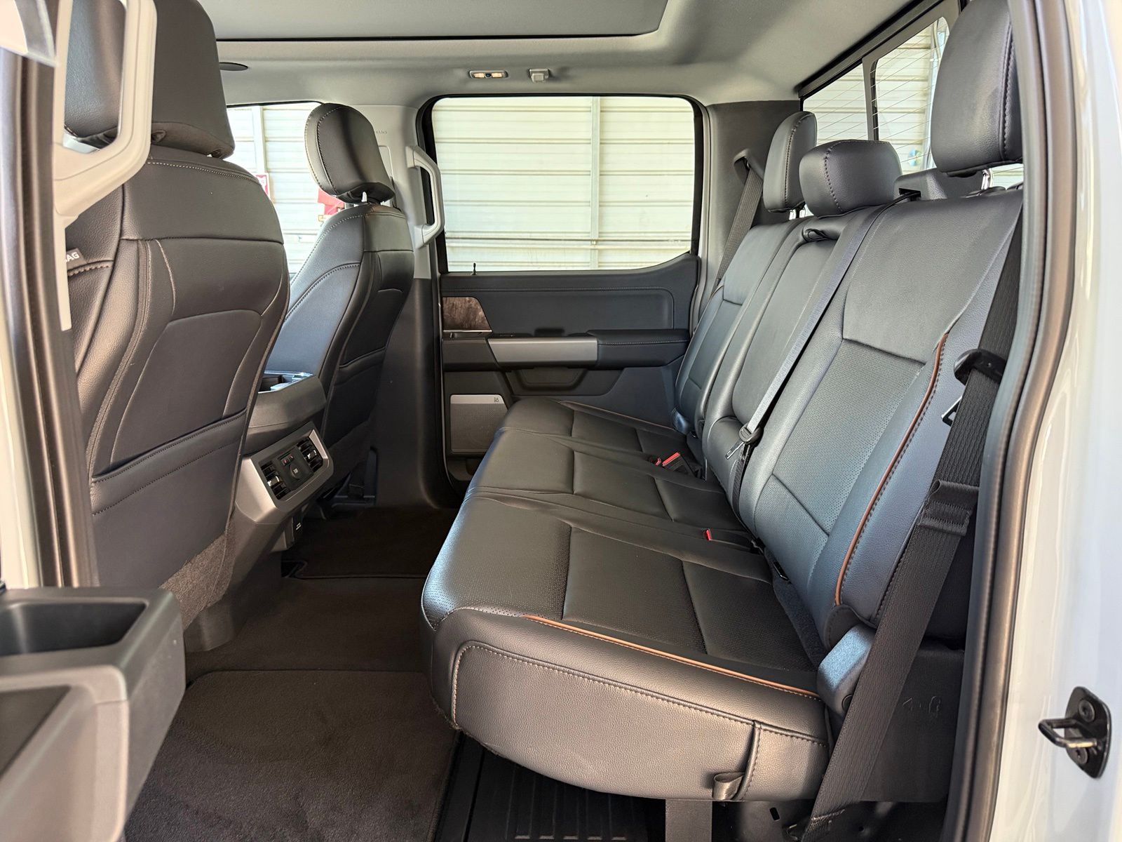 2026 FORD F-350 LARIAT 缩略图 19
