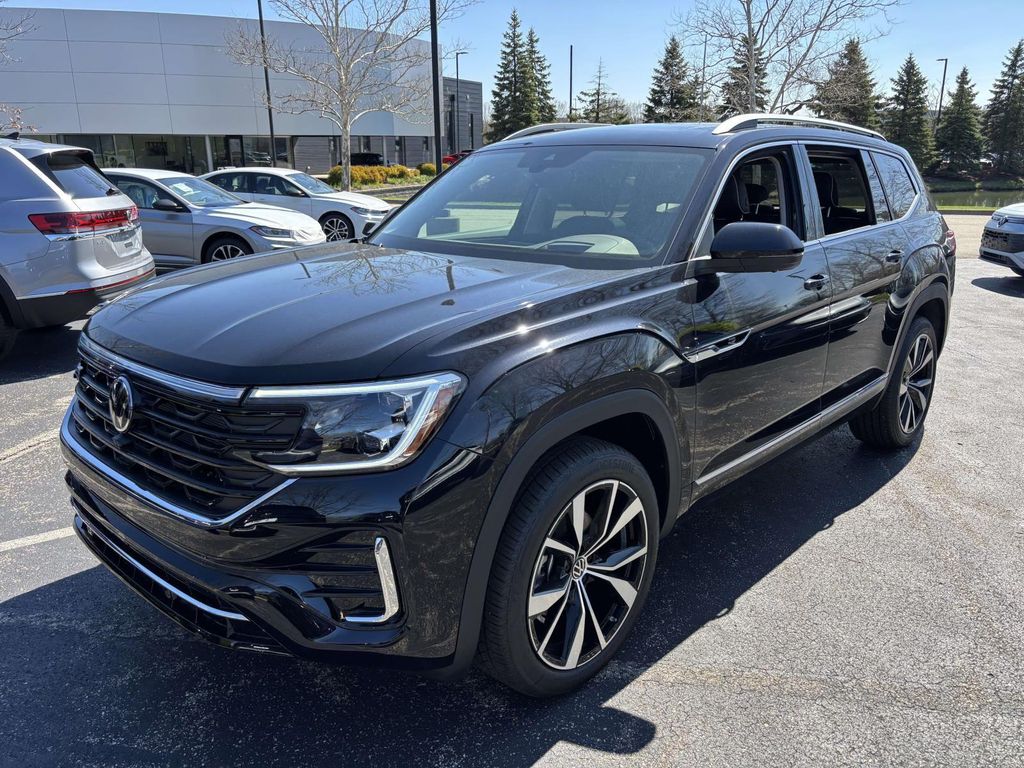 New 2026 Volkswagen Atlas 2.0T SEL Premium R-Line 4MOTION