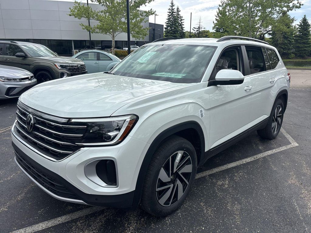 New 2026 Volkswagen Atlas 2.0T SE w/Technology 4MOTION