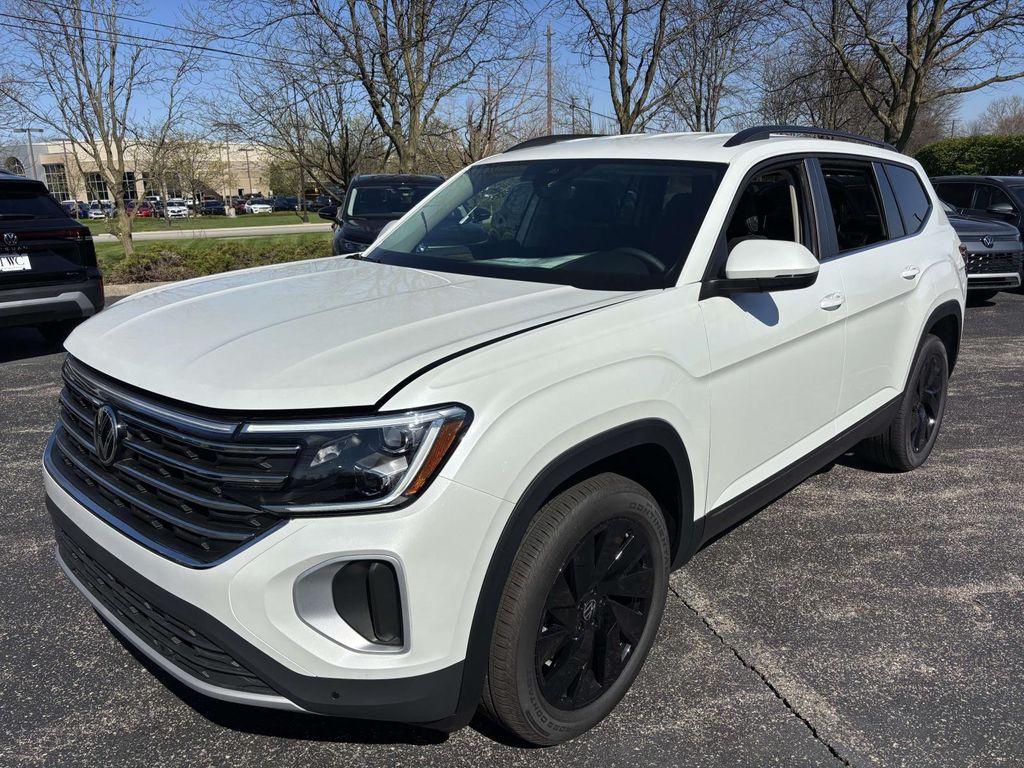 New 2026 Volkswagen Atlas 2.0T SE w/Technology 4MOTION