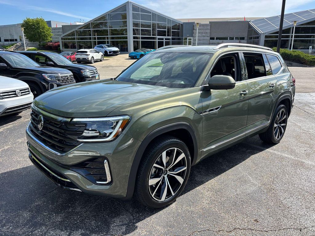 New 2026 Volkswagen Atlas 2.0T SEL Premium R-Line 4MOTION