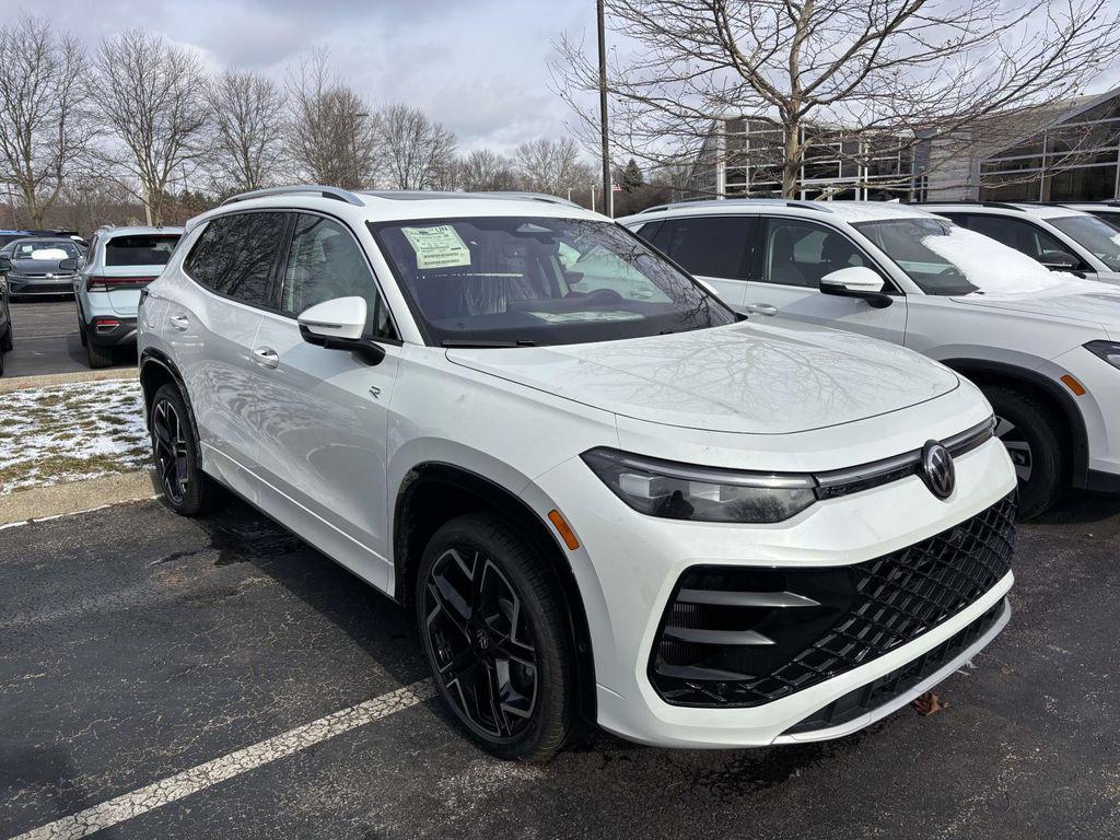 New 2026 Volkswagen Tiguan 2.0T SEL R-Line 4MOTION