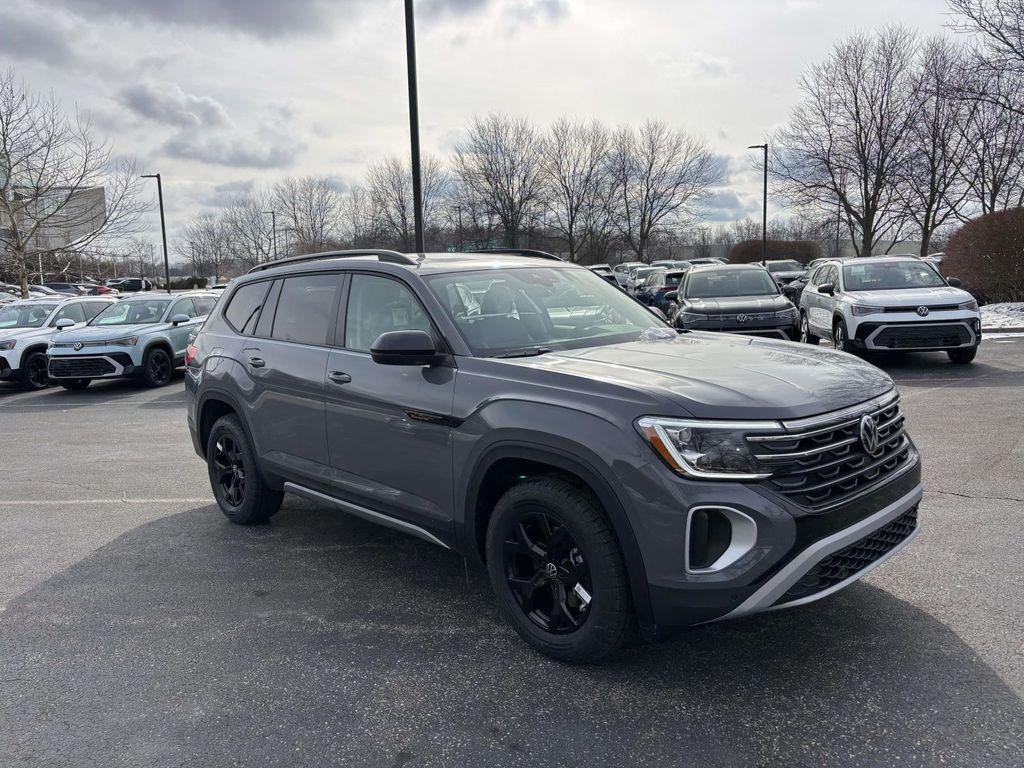New 2026 Volkswagen Atlas Peak Edition
