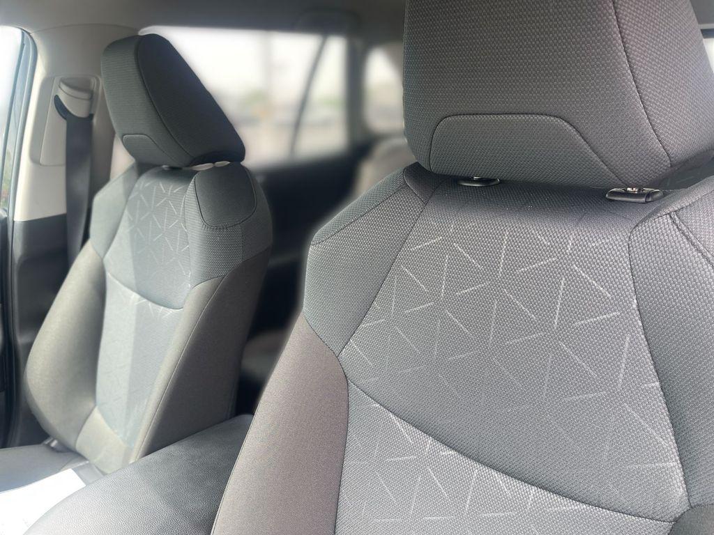 TOYOTA RAV4 - 4