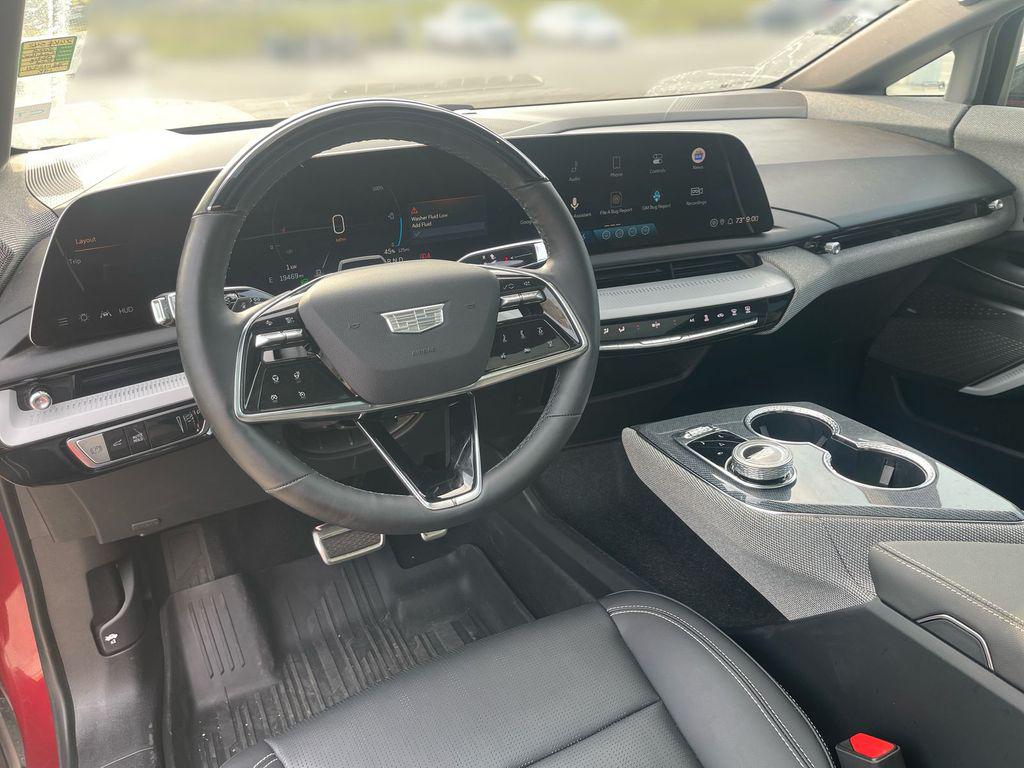 صورة 9 لـ 2025 Cadillac OPTIQ SPORT 2 AWD