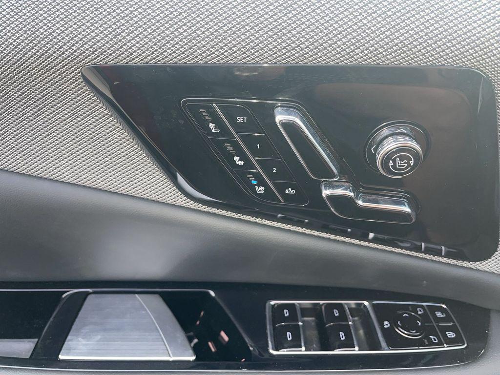 2025 Cadillac OPTIQ SPORT 2 AWD — миниатюра 29