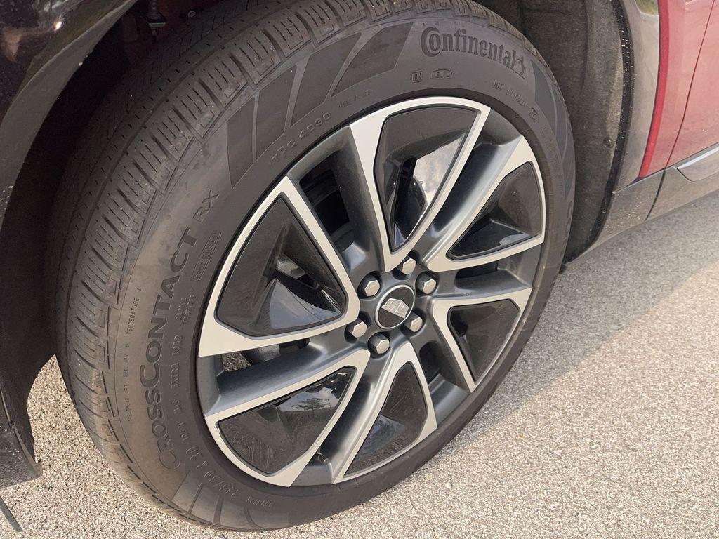 صورة 2 لـ 2025 Cadillac OPTIQ SPORT 2 AWD