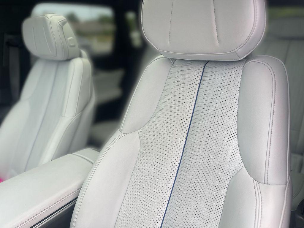 صورة مصغرة 18 لـ 2024 Cadillac LYRIQ LUXURY