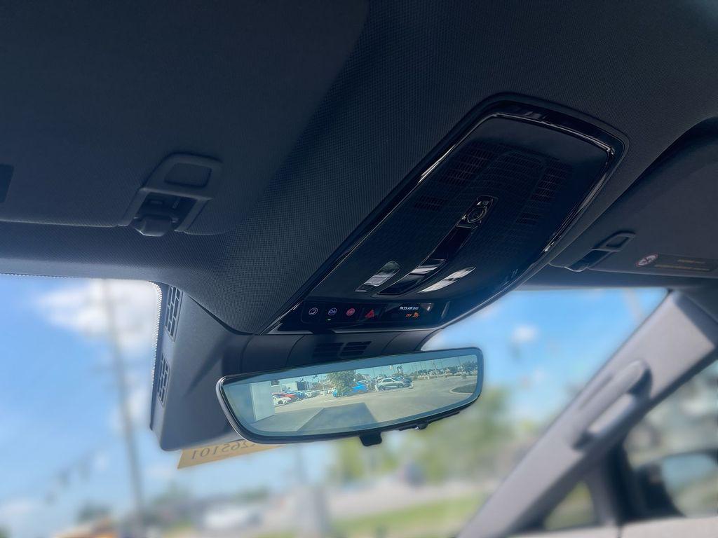 صورة مصغرة 29 لـ 2027 Cadillac OPTIQ SPORT