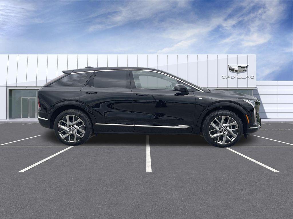 صورة 9 لـ 2027 Cadillac OPTIQ LUXURY