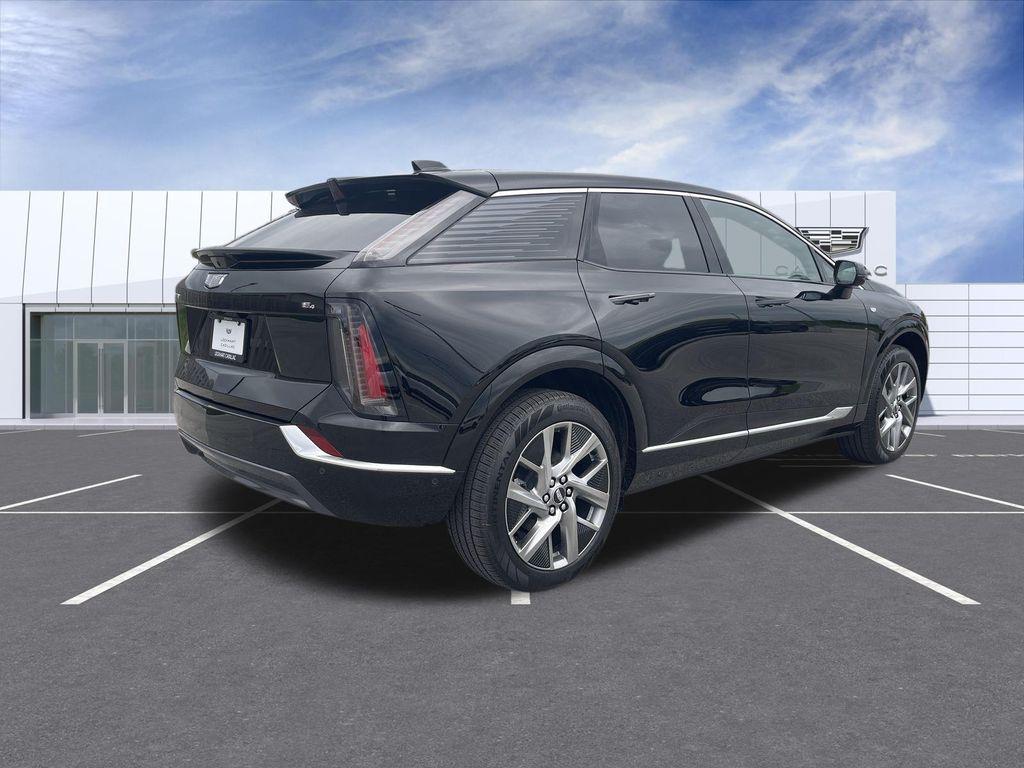 صورة 8 لـ 2027 Cadillac OPTIQ LUXURY