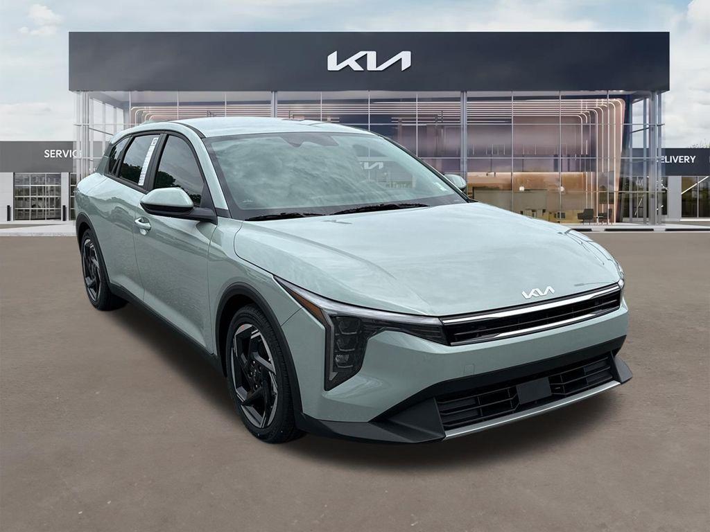 New 2026 Kia K4 GT-LINE