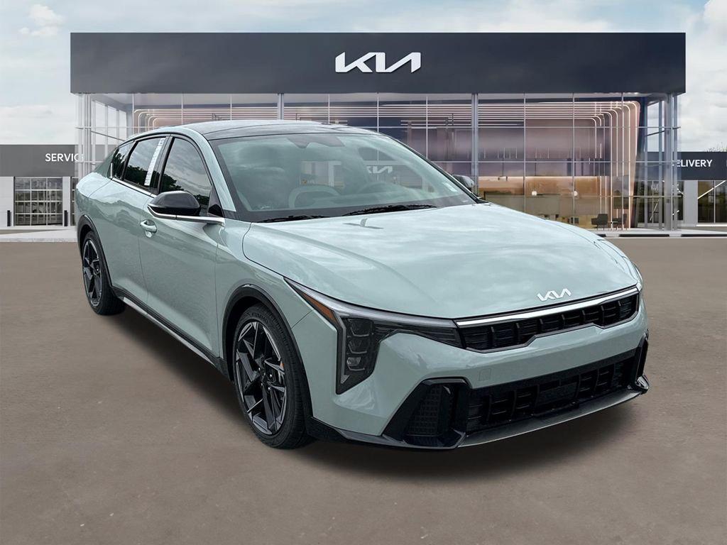 New 2026 Kia K4 GT-LINE
