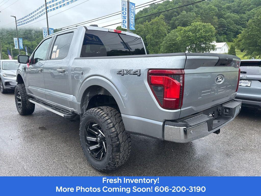 2025 FORD F-150 XLT thumbnail 8