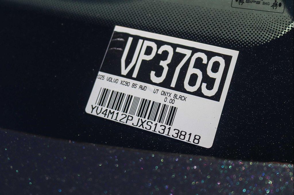 2025 Volvo XC90 B5 CORE — миниатюра 32