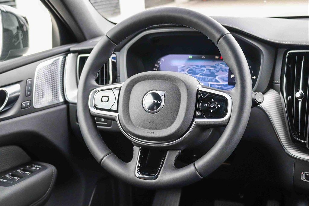 2026 Volvo XC60 PLUG-IN HYBRID T8 POLESTAR 缩略图 15