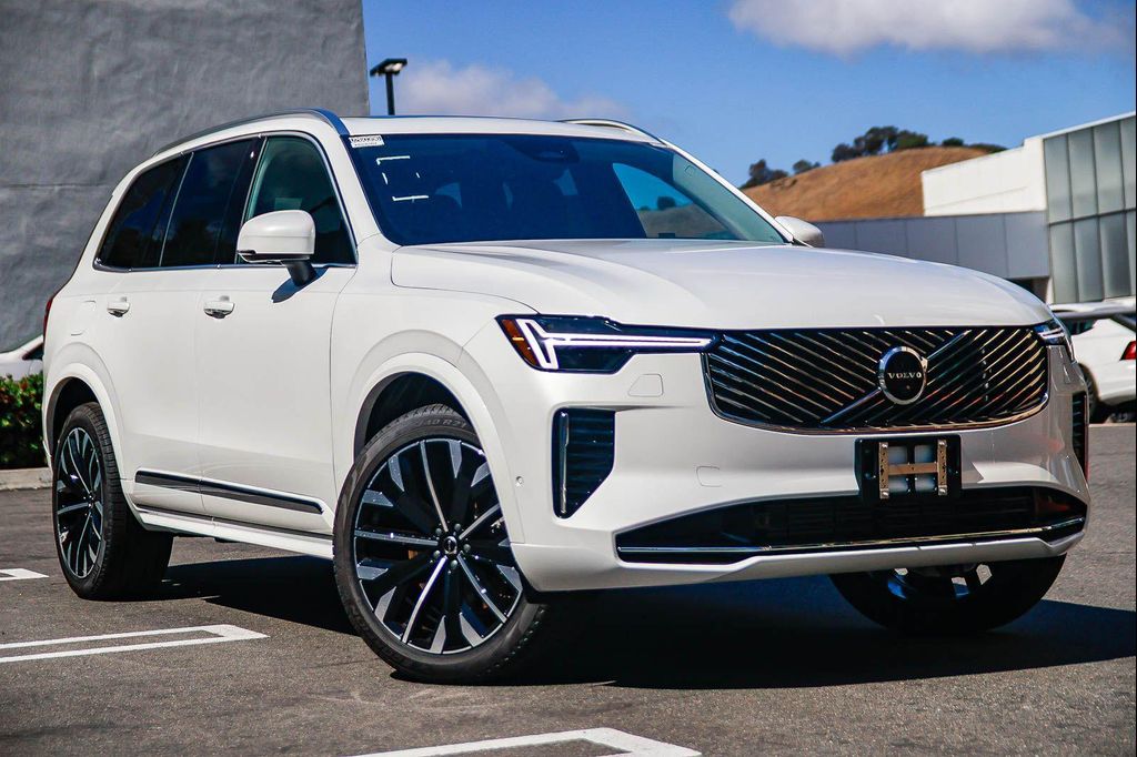 New 2026 Volvo XC90 Plug-In Hybrid Plus, T8 AWD, Electric/Gasoline, Bright, 7 Seats