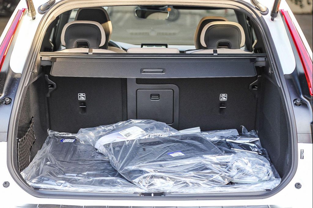 2026 Volvo XC60 PLUG-IN HYBRID PLUS, T8 AWD ELECTRIC/GASOLINE 缩略图 25