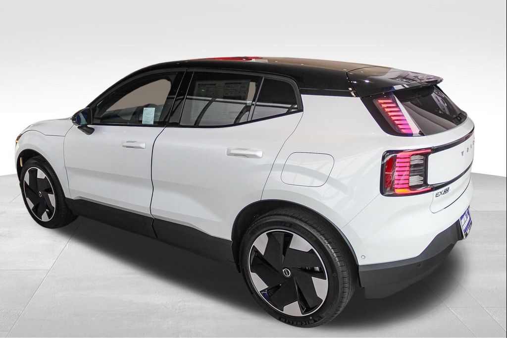 صورة 8 لـ 2026 Volvo EX30 ULTRA TWIN MOTOR PERFORMANCE, FULLY ELECTRIC