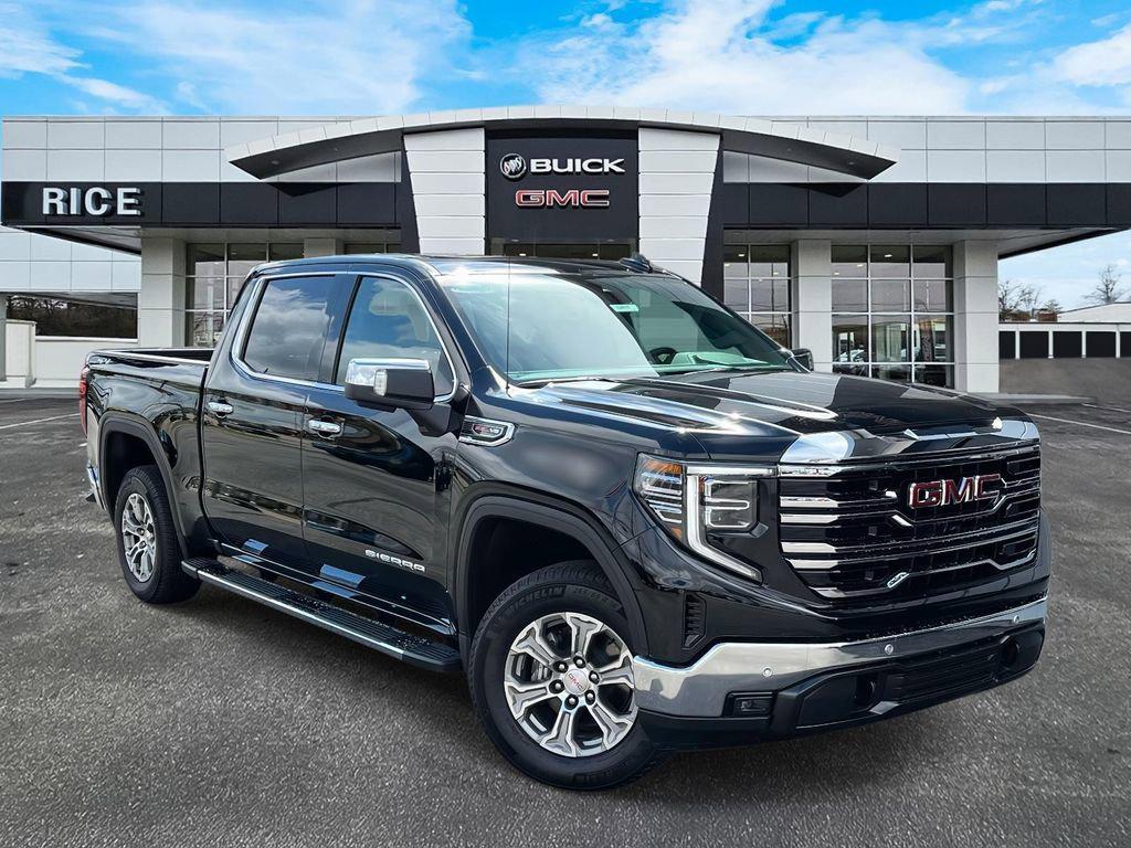 New 2025 GMC Sierra 1500 SLT