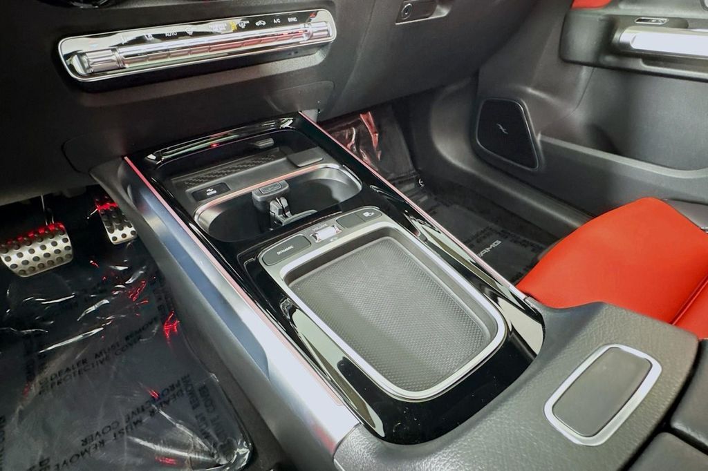 MERCEDES-BENZ GLB-CLASS AMG - 5