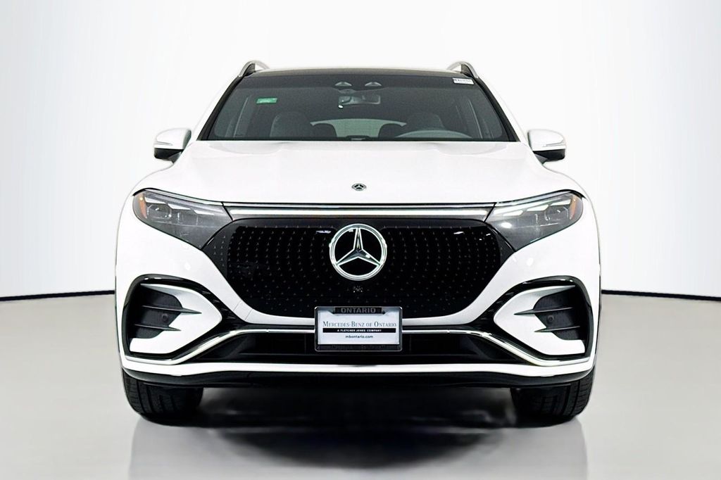 2026 Mercedes-BENZ EQS 照片 2