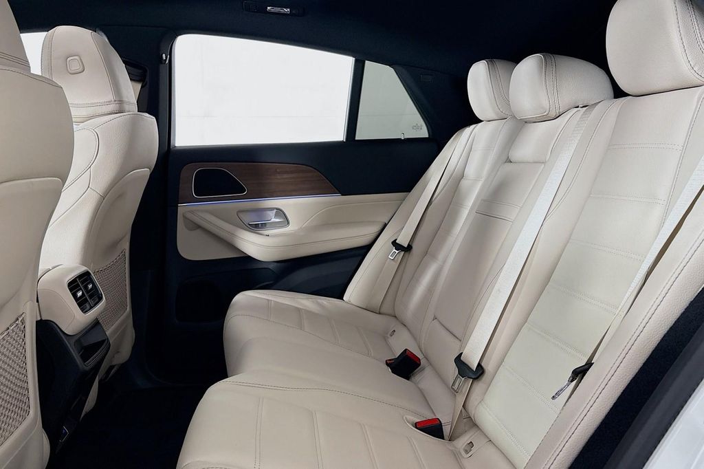 2026 Mercedes-BENZ GLE 照片 7