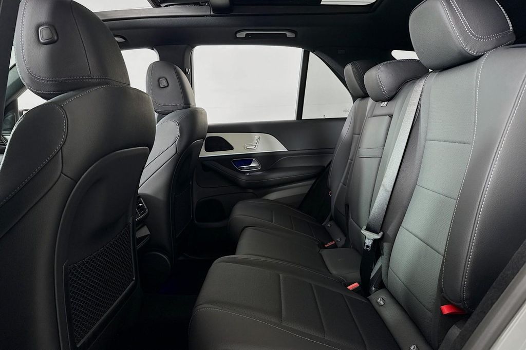 MERCEDES-BENZ GLE - 7