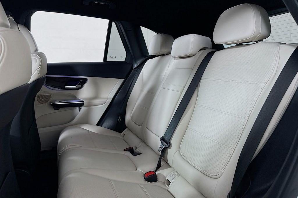 MERCEDES-BENZ GLC - 9