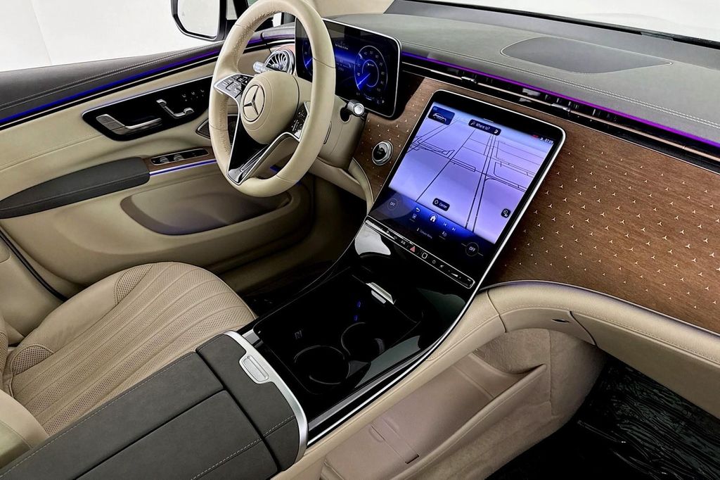 صورة مصغرة 16 لـ 2023 Mercedes-BENZ EQS