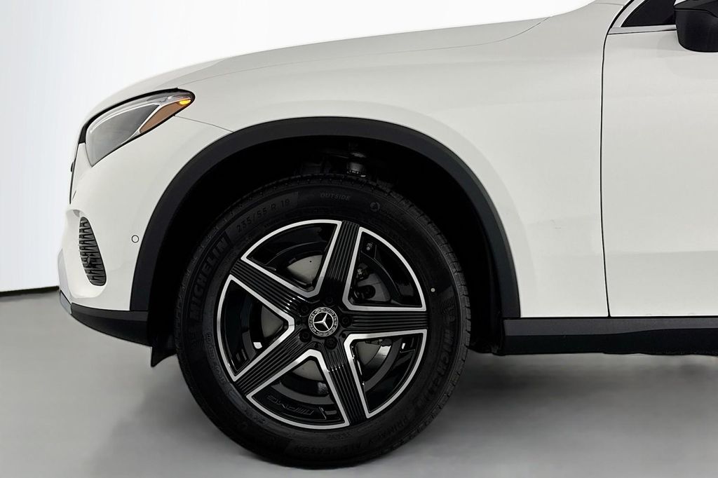 MERCEDES-BENZ GLC - 9